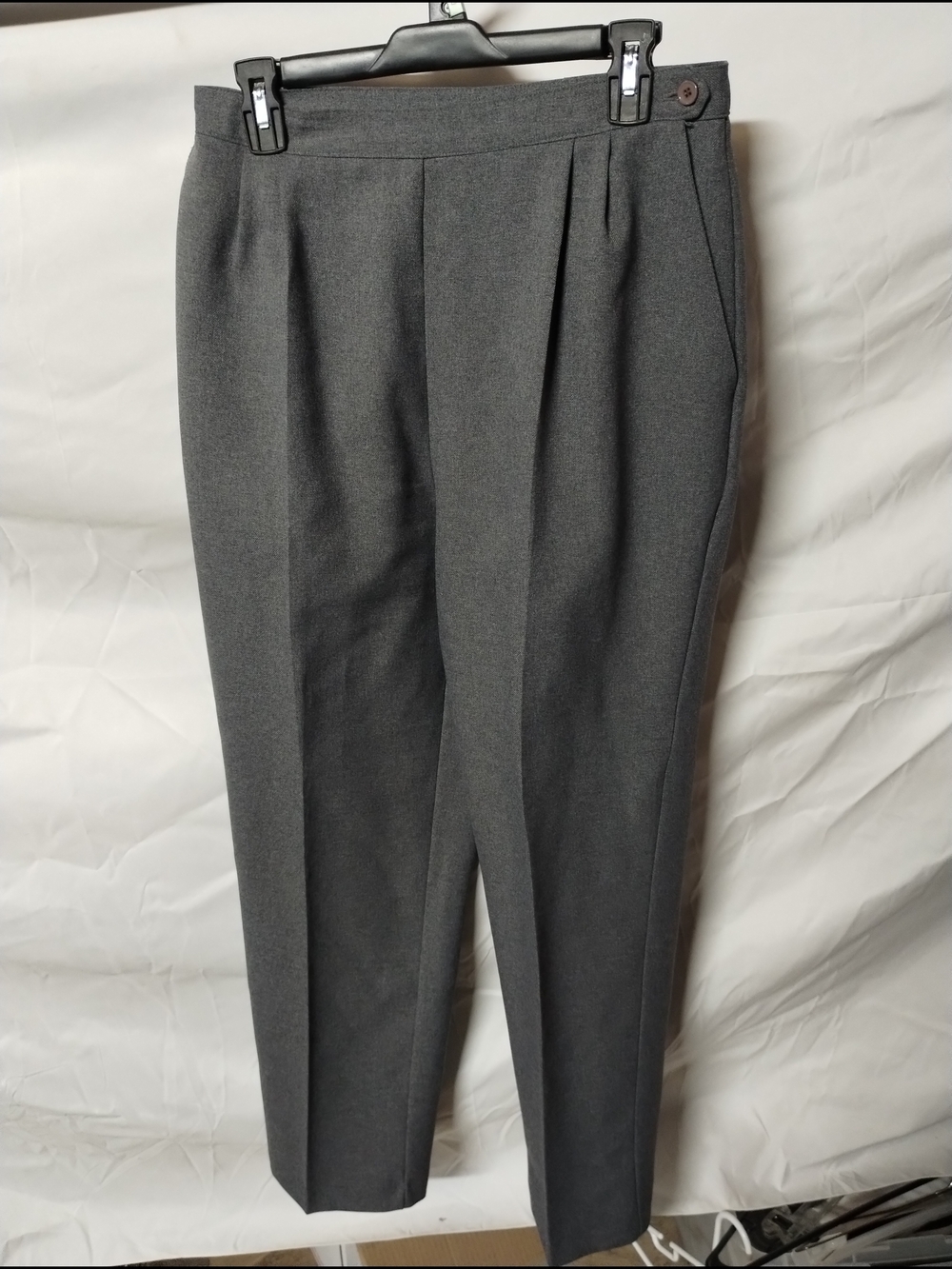 Men's Tailored Pleat-Front Dress Pants - Gray